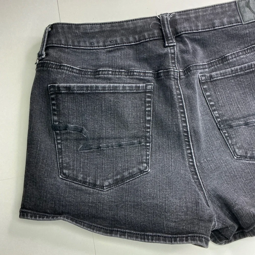 American Eagle Black Denim Hi-Rise Shortie Shorts Women 10 Super Stretch 360